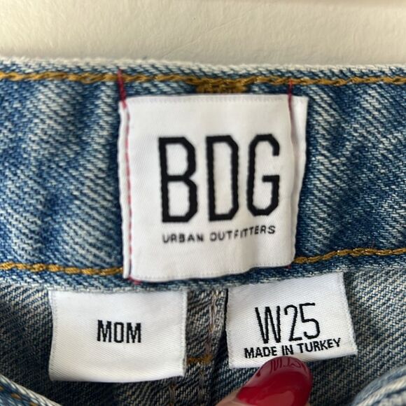 BDG Urban Outfitters MOM Jeans - Picture 5 of 12